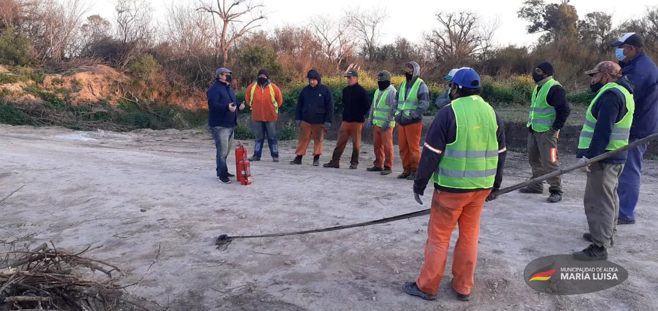 240898135_383179519827969_3675601208323035504_n