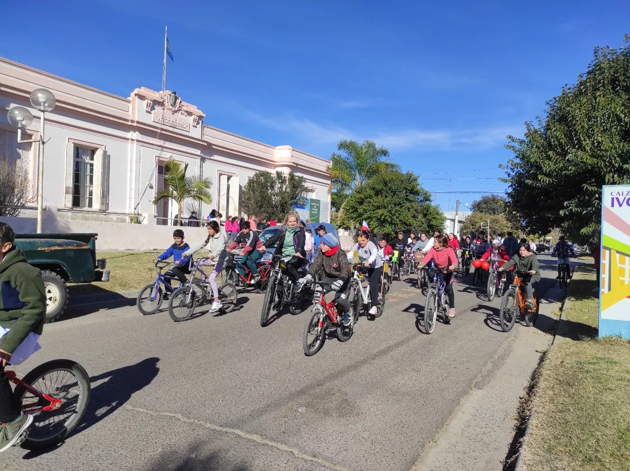 286949506_390885033068835_8720672487408760383_n