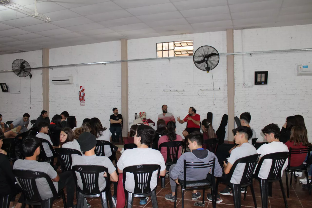 eda9ec1f-7062-4558-a9c4-3694a2374ebe