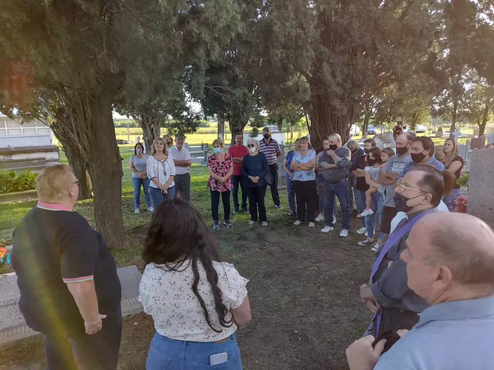 8757c1f1-6ad7-4f54-bb7b-501147e1d6c3