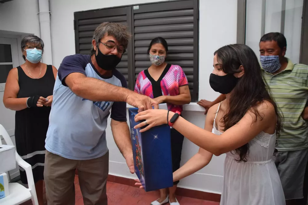 269962905_10226383775636867_7629075615561572007_n