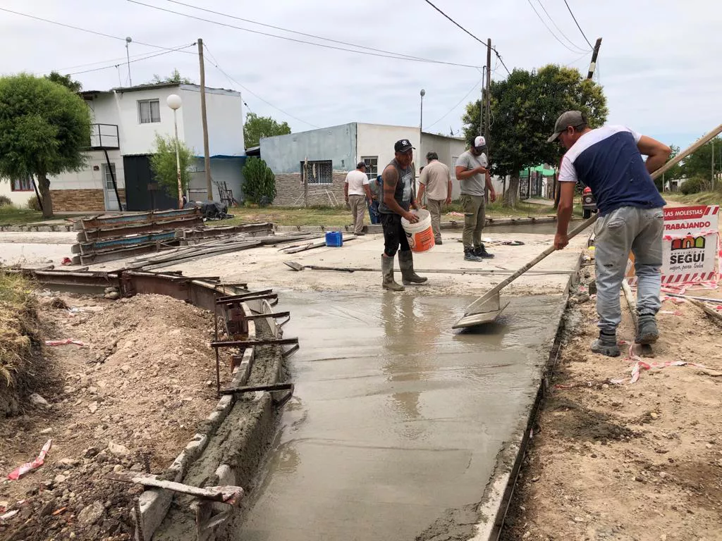 322378790_1635167400261056_6579549597310381407_n