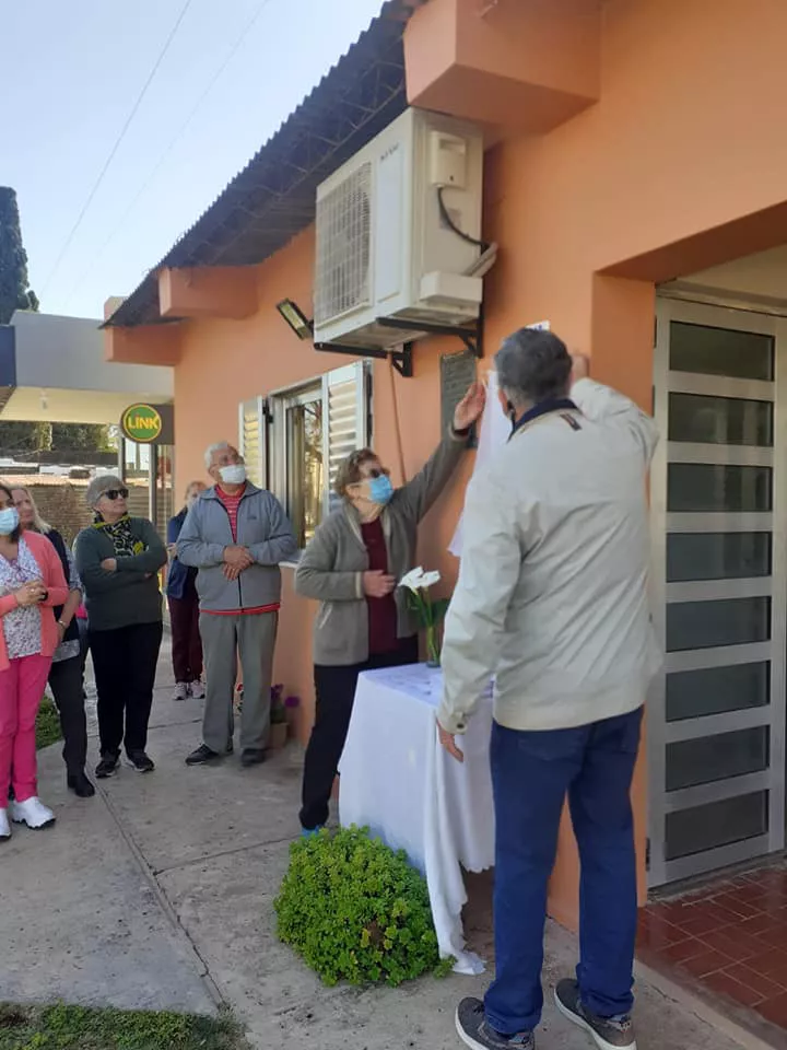 242271335_394689932010261_2406656485696828645_n