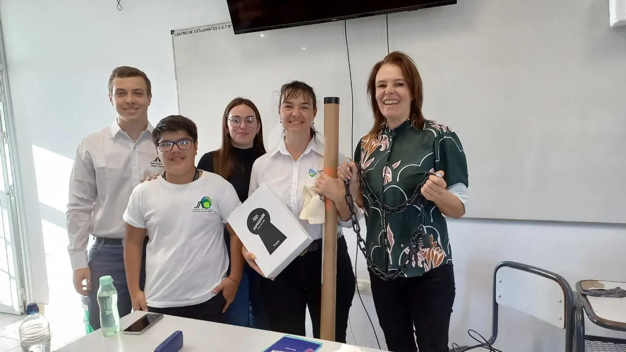 348839977_225794783511336_8040229531290343580_n