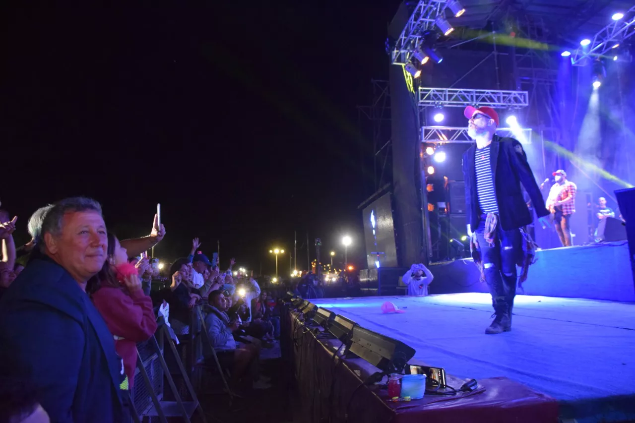 ed16f47a-afbb-4bd4-a0c9-199d9e36426e