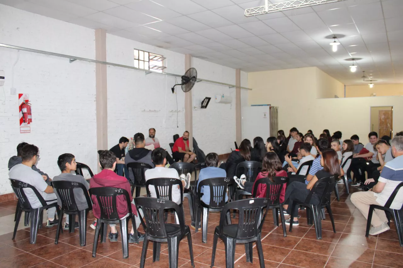 c3da4d86-07f3-4b8c-83cb-9101e82aa1c1