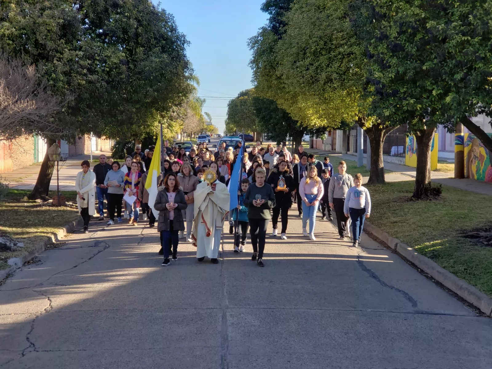 Seguí - Procesión de Corpus Christi por las calles del pueblo