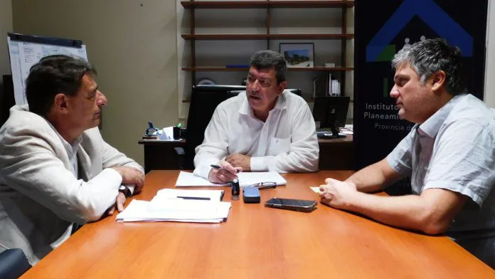 30200_t1920g-696x392