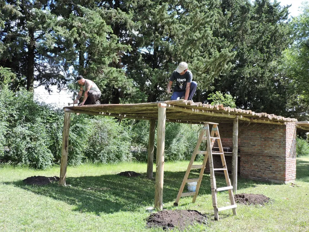 f8eaf849-954d-43c0-b87e-abccf74f14b2