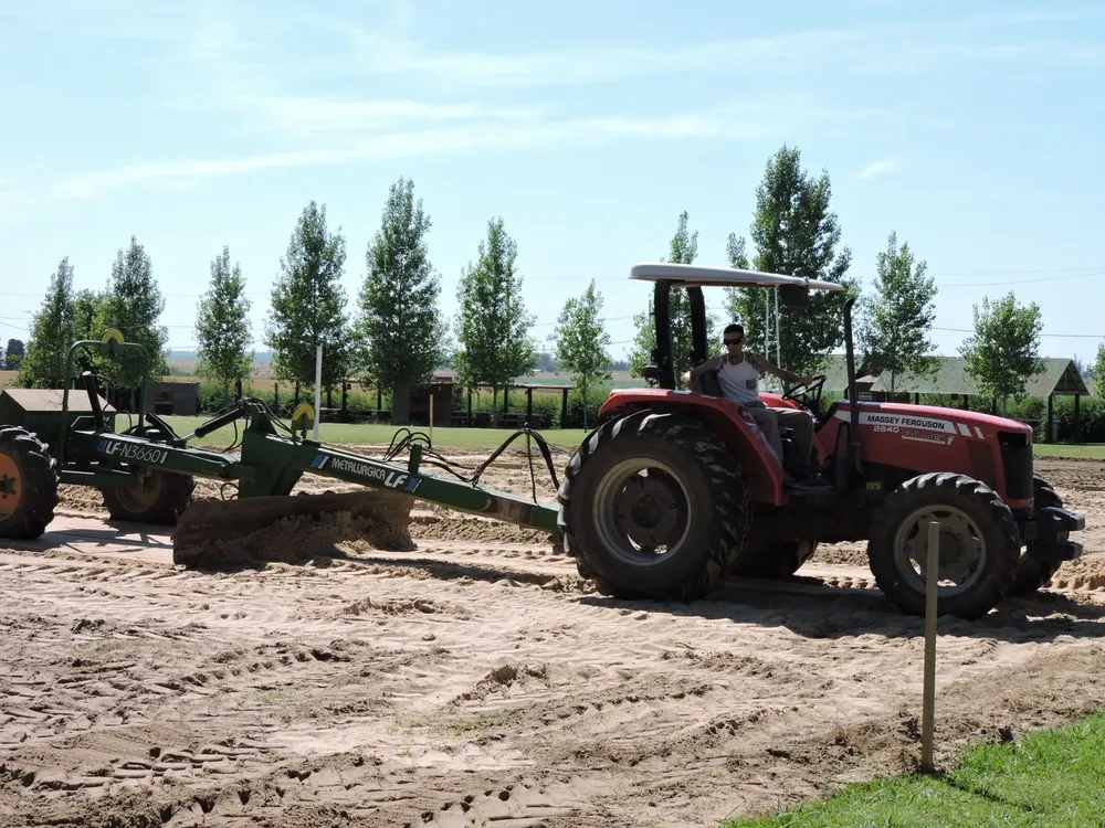 a95e1102-cbb2-4ce9-aec4-48382b63838d