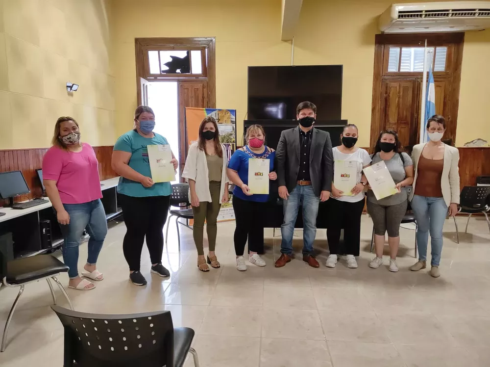 257427587_3075343609381387_7090670825604022424_n