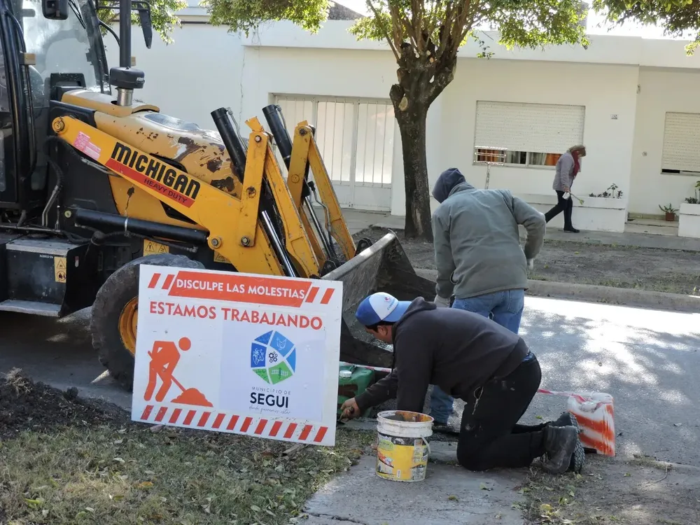 455038758_889508823206451_4714734563436128786_n