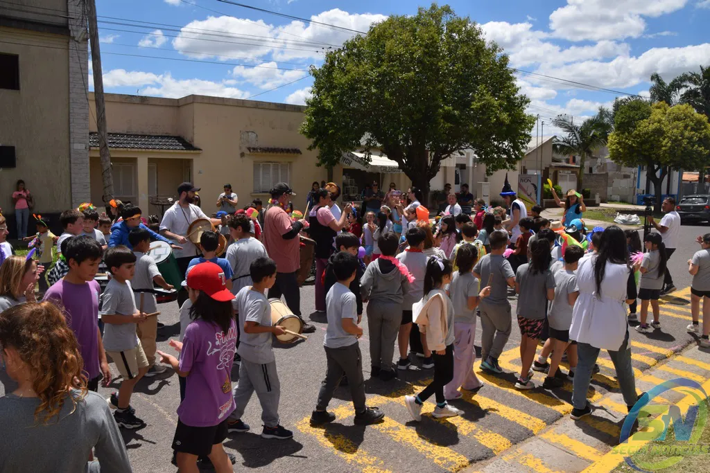 572382396_1251935313618806_364387773448189045_n