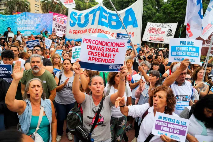 Marcha-docente