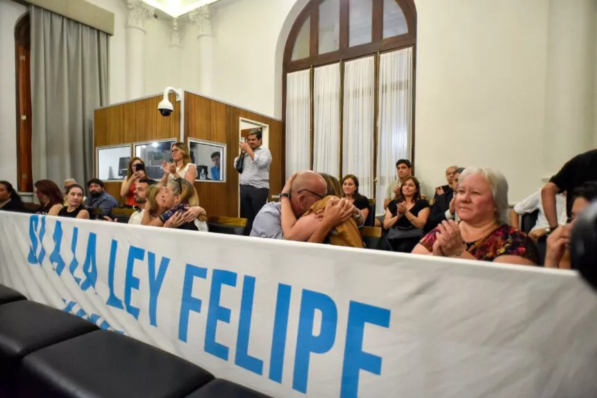 leyfelipe1-860x573