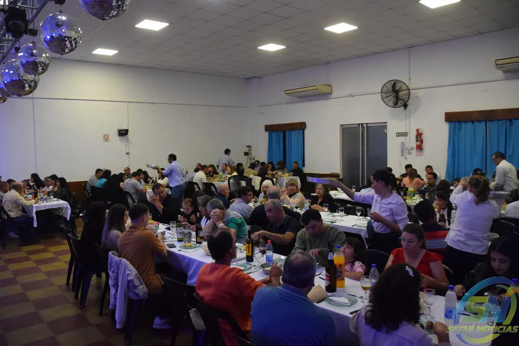 579204349_1259769272835410_633845868887382204_n