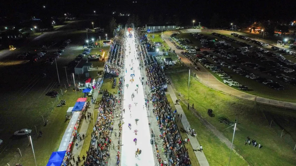 619590329_1402646145208184_4356365088709246867_n