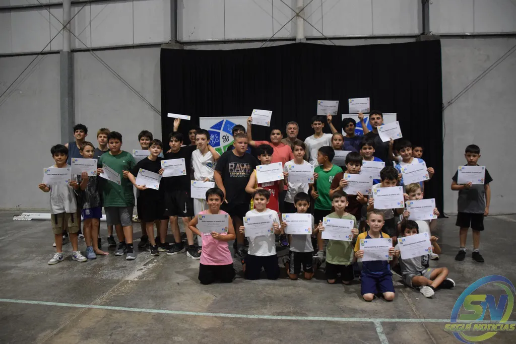 590232342_1274720738006930_3405340442791223105_n