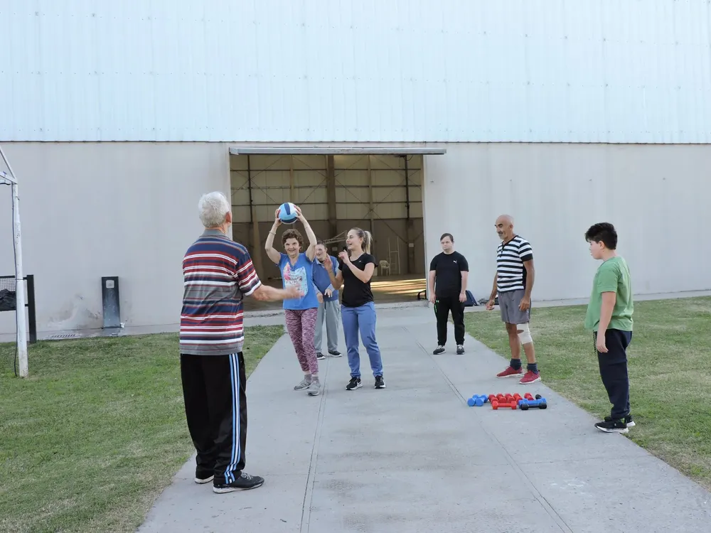 494090087_1080067134150618_544320471744483207_n