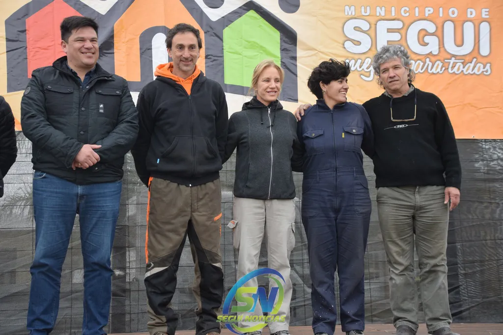 381023074_712683954210614_8916523682710095757_n