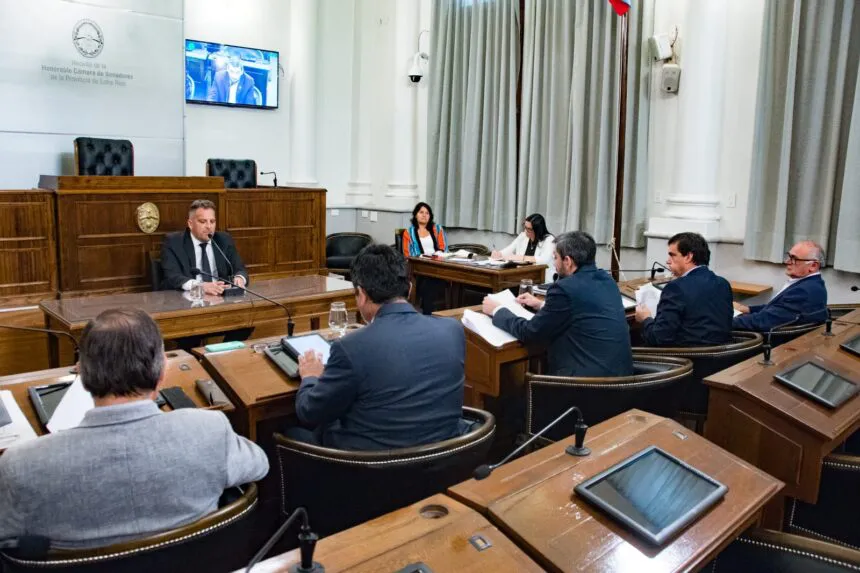 WhatsApp-Image-2025-12-02-at-19.13.08-1-860x573