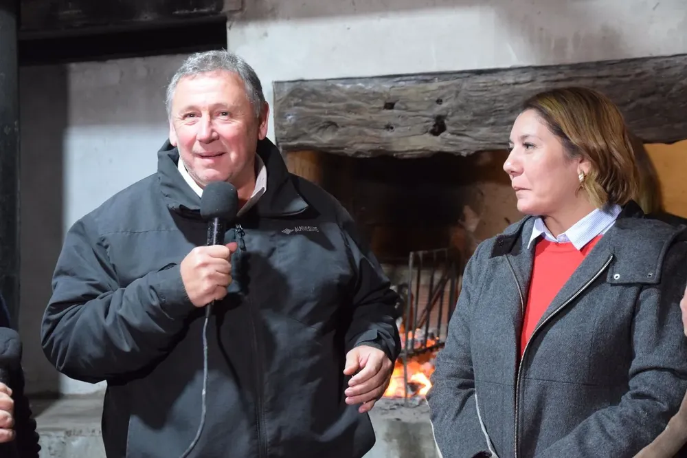 1aaa05cf-5e4d-410a-886d-adc046ac287b