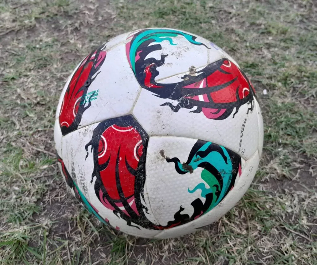 Pelota-de-futbol-1024x854