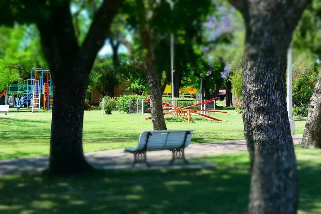 8d635671-c5b1-448e-acfd-18c043f437f4